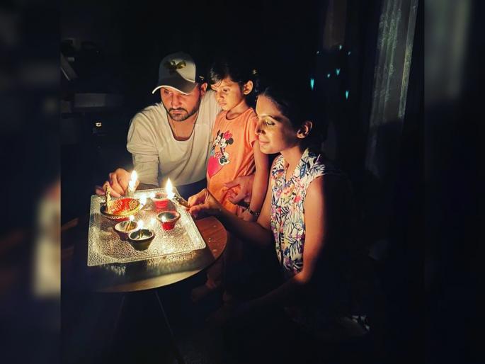 Corona Virus : Harbhajan singh and Geeta Basra pledge to distribute ration to 5000 families svg | Corona Virus : हरभजन सिंग अन् त्याच्या पत्नीची समाजसेवा; 5000 कुटुंबांना पुरवणार रेशन