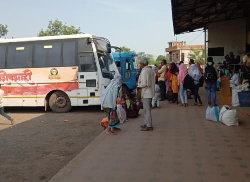 Bhandara depot got the support of elders and women 10 6 crores income received | भंडारा आगाराला लाभली जेष्ठ व महिलांची साथ; मिळाले १०.६ कोटीचे उत्पन्न