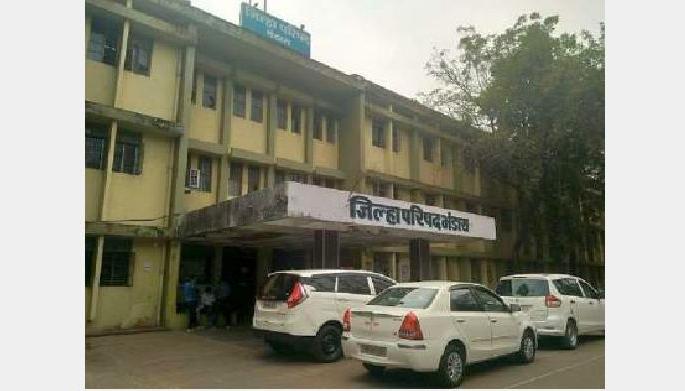 Bhandara Z.P. The political atmosphere heated up for the election of the President and Vice President | भंडारा जि.प. अध्यक्ष, उपाध्यक्ष निवडीसाठी राजकीय वातावरण तापले Bhandara Z.P. The political atmosphere heated up for the election of the President and Vice President | भंडारा जि.प. अध्यक्ष, उपाध्यक्ष निवडीसाठी राजकीय वातावरण तापले