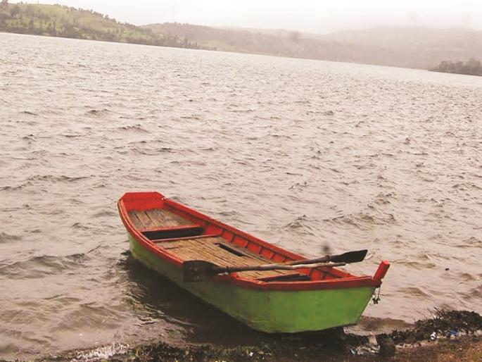 Coroners ban tourists at Bhandardara tourist destination | कोरोनामुळे भंडारदरा पर्यटन स्थळावर पर्यटकांना बंदी Coroners ban tourists at Bhandardara tourist destination | कोरोनामुळे भंडारदरा पर्यटन स्थळावर पर्यटकांना बंदी