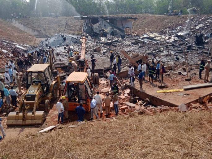 Safety measures had not been in place at the Ordnance Factory then Bhandara would have been devastated | तर, भंडारा बेचिराख झाले असते...; अडीच टन आरडीएक्स बाहेर काढण्याचे काम सुरु