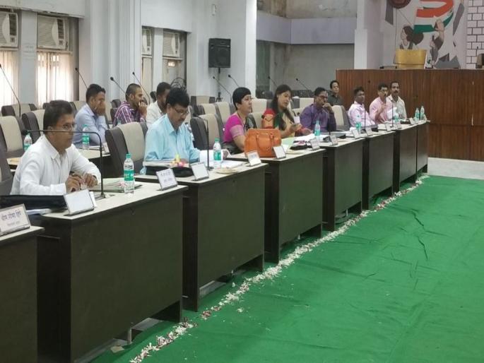 Women-Child Rights and Welfare committee on visit | विधिमंडळाच्या महिला-बाल हक्क व कल्याण समिती दौऱ्यावर Women-Child Rights and Welfare committee on visit | विधिमंडळाच्या महिला-बाल हक्क व कल्याण समिती दौऱ्यावर