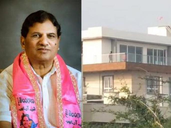 Election begins! Now income tax department reaches home of BRS MLA nallamothu bhaskar rao in Telangana; Raid begins | प्रचाराचा काळ! आता तेलंगणात बीआरएस आमदाराच्या घरी आयकर विभाग पोहोचला; छापेमारी सुरू Election begins! Now income tax department reaches home of BRS MLA nallamothu bhaskar rao in Telangana; Raid begins | प्रचाराचा काळ! आता तेलंगणात बीआरएस आमदाराच्या घरी आयकर विभाग पोहोचला; छापेमारी सुरू
