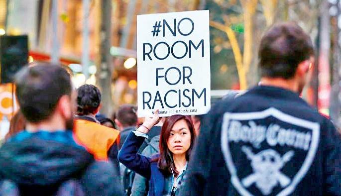 the new law can vanish racism in America? | नवीन कायद्यानं अमेरिकेतला वर्णभेद मिटेल का? the new law can vanish racism in America? | नवीन कायद्यानं अमेरिकेतला वर्णभेद मिटेल का?