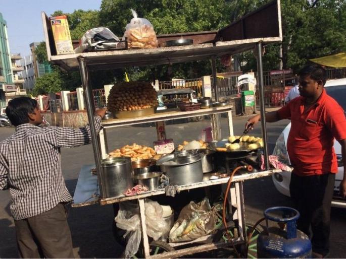 nashik,panipuri,sailer,ransom,demand,crime,register | नाशिकमध्ये पाणीपुरी विक्रेत्याकडे खंडणीची मागणी