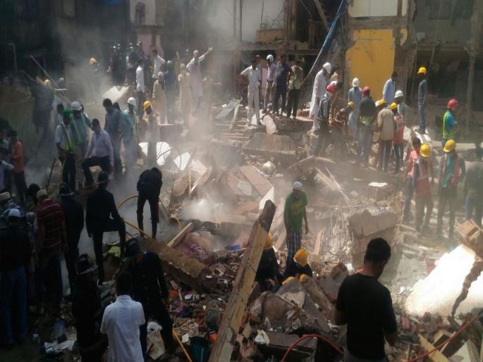 Opponent's white paper demand for Hussaini accidents | हुसैनी दुर्घटनेप्रकरणी विरोधकांची श्वेतपत्रिकेची मागणी Opponent's white paper demand for Hussaini accidents | हुसैनी दुर्घटनेप्रकरणी विरोधकांची श्वेतपत्रिकेची मागणी