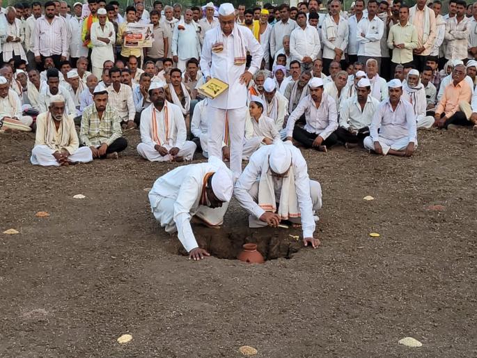 Bhendval Prediction: the king will be under immense pressure due to the crisis in the country | Bhendwal Bhavishyavani 2025: शत्रू भारताचं काही वाकडे करू शकणार नाहीत, परंतु...; प्रसिद्ध भेंडवळची भविष्यवाणी