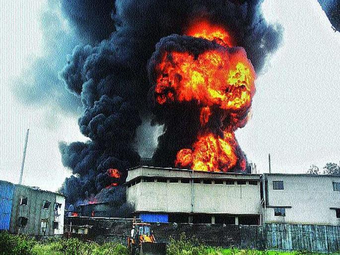 Order to stop production of 'Metropolitan EximCam', bhiwandi fire | डोंबिवली आग : ‘मेट्रोपॉलिटन एक्झिमकेम’ला उत्पादन बंद करण्याचे आदेश Order to stop production of 'Metropolitan EximCam', bhiwandi fire | डोंबिवली आग : ‘मेट्रोपॉलिटन एक्झिमकेम’ला उत्पादन बंद करण्याचे आदेश