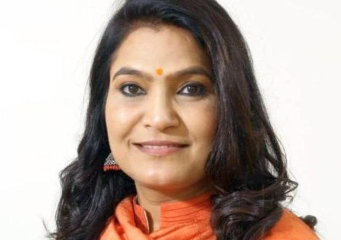 The difficulties increasedof Bhavana Gawali ; ED also inquired PWD | भावना गवळींच्या अडचणी वाढल्या; ईडीकडून बांधकाम विभागाचीही चौकशी The difficulties increasedof Bhavana Gawali ; ED also inquired PWD | भावना गवळींच्या अडचणी वाढल्या; ईडीकडून बांधकाम विभागाचीही चौकशी