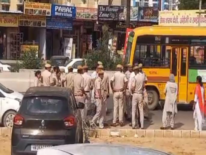 Haryana's Noah fire reaches Rajasthan, vandalizes many shops in Bhiwadi | हरियाणाच्या नूहची आग राजस्थानात पोहोचली, भिवाडीत अनेक दुकानांची तोडफोड Haryana's Noah fire reaches Rajasthan, vandalizes many shops in Bhiwadi | हरियाणाच्या नूहची आग राजस्थानात पोहोचली, भिवाडीत अनेक दुकानांची तोडफोड