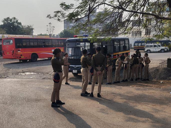 'There was no force, I left of my own free will' Video of 'that' young woman in Bhigwan case surfaced | 'जबरदस्ती नाही, मी माझ्या इच्छेने निघून गेले', भिगवण अपहरण प्रकरणातील 'त्या' तरुणीचा व्हिडिओ समोर 'There was no force, I left of my own free will' Video of 'that' young woman in Bhigwan case surfaced | 'जबरदस्ती नाही, मी माझ्या इच्छेने निघून गेले', भिगवण अपहरण प्रकरणातील 'त्या' तरुणीचा व्हिडिओ समोर