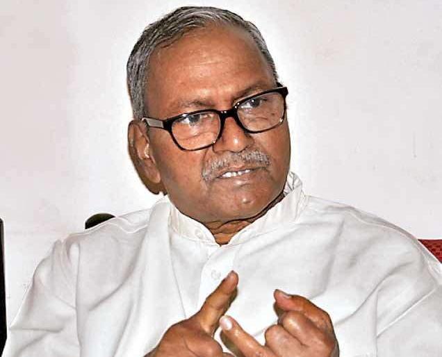 Kolhapur: After the independence, the struggle of the Nomadic tribes continues: National seminar at Idate, Vivekananda College | कोल्हापूर :स्वातंत्र्यानंतरसुद्धा भटक्या जमातींचा संघर्ष सुरूच : इदाते, विवेकानंद महाविद्यालयात राष्ट्रीय चर्चासत्र