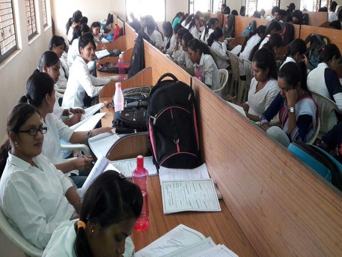 18 hours study: Students should be in front of Babasaheb's ideal | १८ तास अभ्यास : विद्यार्थ्यांसमोर असावा बाबासाहेबांचा आदर्श  18 hours study: Students should be in front of Babasaheb's ideal | १८ तास अभ्यास : विद्यार्थ्यांसमोर असावा बाबासाहेबांचा आदर्श
