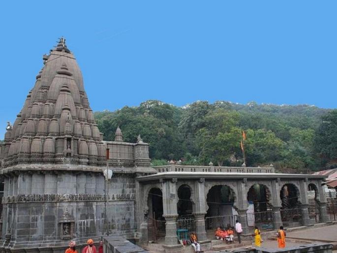 Bhimashankar clash between two groups, crime against 36 people; It happened because of worship | पूजा करण्यावरून भीमाशंकरमध्ये दोन गटांत जोरदार हाणामारी, ३६ जणांवर गुन्हा