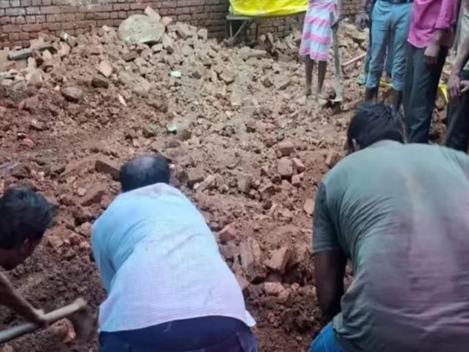 Major accident in Madhya Pradesh; 8 children died when the wall collapsed while making the Shivlinga | मध्यप्रदेशमध्ये मोठी दुर्घटना; भिंत कोसळून ८ मुलांचा मृत्यू, शिवलिंग बनवत होते Major accident in Madhya Pradesh; 8 children died when the wall collapsed while making the Shivlinga | मध्यप्रदेशमध्ये मोठी दुर्घटना; भिंत कोसळून ८ मुलांचा मृत्यू, शिवलिंग बनवत होते