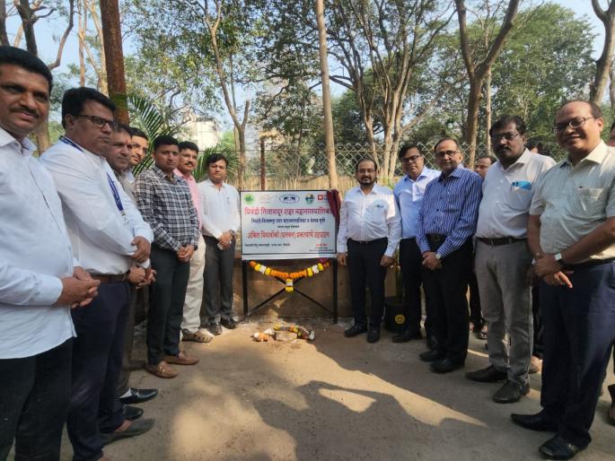 Bhiwandi a dense forest project was realized from the concept of Akira Miyawaki | भिवंडीत अकिरा मियावकी संकल्पनेतून साकारले पाहिले घनवन प्रकल्प Bhiwandi a dense forest project was realized from the concept of Akira Miyawaki | भिवंडीत अकिरा मियावकी संकल्पनेतून साकारले पाहिले घनवन प्रकल्प