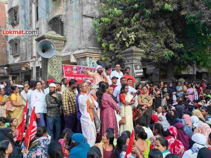 Thane News Hundreds of labour protest at Assistant Labor Commissioner office in Bhiwandi | भिवंडीत सहाय्यक कामगार आयुक्त कार्यालयावर 'आयटक'च्या शेकडो कामगारांचे धरणे आंदोलन Thane News Hundreds of labour protest at Assistant Labor Commissioner office in Bhiwandi | भिवंडीत सहाय्यक कामगार आयुक्त कार्यालयावर 'आयटक'च्या शेकडो कामगारांचे धरणे आंदोलन