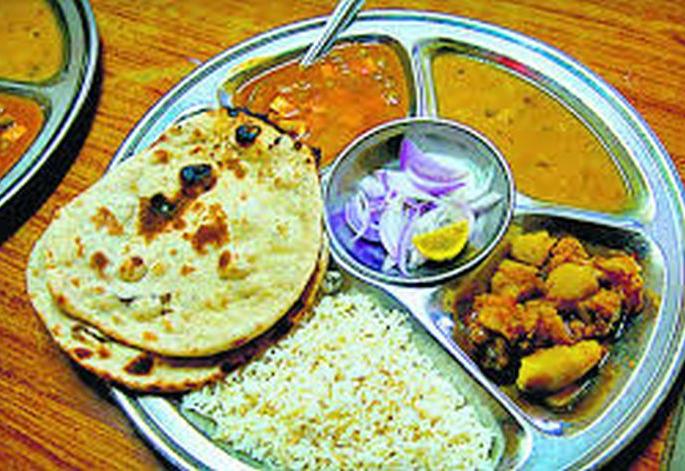 Shiv Bhojans will also be available on the taluka level from today | आजपासून तालुकास्तरावरही मिळणार शिवभोजन Shiv Bhojans will also be available on the taluka level from today | आजपासून तालुकास्तरावरही मिळणार शिवभोजन