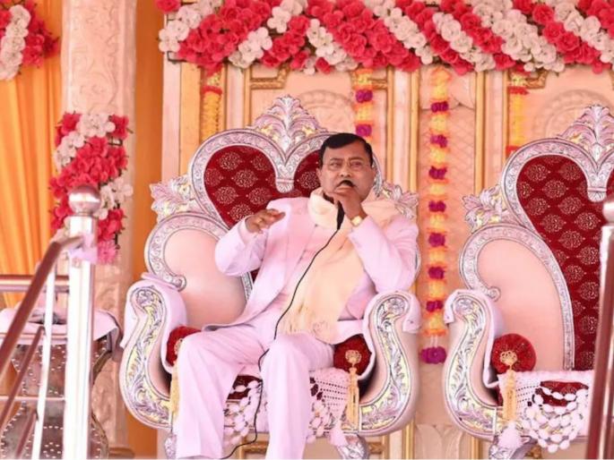 hathras stampede bhole baba neighbor reveals people helping with donations and his followers increase | Hathras Stampede : "आम्ही कोणताही चमत्कार पाहिला नाही..."; शेजाऱ्यांनी केली भोले बाबांची पोलखोल