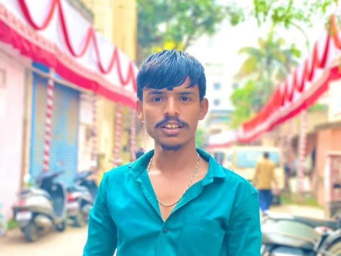Carried for the sake of lifting sacks 22 year old youth dies after being stabbed in the head with an iron hammer | Pune: तरुणाच्या डोक्यात कोयत्याने वार, उपचारादरम्यान २२ वर्षीय युवकाचा मृत्यू Carried for the sake of lifting sacks 22 year old youth dies after being stabbed in the head with an iron hammer | Pune: तरुणाच्या डोक्यात कोयत्याने वार, उपचारादरम्यान २२ वर्षीय युवकाचा मृत्यू