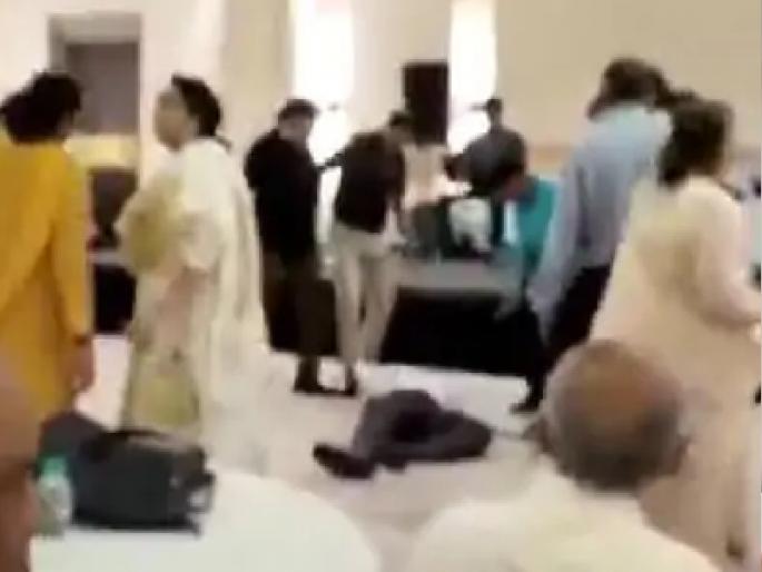 A senior doctor died of a heart attack while dancing on song in bhopal | पार्टीत गाण्यावर नाचता-नाचता ज्येष्ट डॉक्टराचा हृदयविकाराच्या झटक्याने मृत्यू