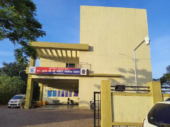 He killed his wife by hitting her on the head with an iron rod for not paying for alcohol | Pimpri Chinchwad: दारू प्यायला पैसे न दिल्याने पत्नीच्या डोक्यात लोखंडी रॉडने मारून खून He killed his wife by hitting her on the head with an iron rod for not paying for alcohol | Pimpri Chinchwad: दारू प्यायला पैसे न दिल्याने पत्नीच्या डोक्यात लोखंडी रॉडने मारून खून