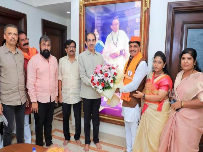 BJP Ravi Landge joins Uddhav Thackeray group in Bhosari | Bhosari Vidhan Sabha: भाजपच्या रवी लांडगेंचा उद्धव ठाकरे गटात प्रवेश BJP Ravi Landge joins Uddhav Thackeray group in Bhosari | Bhosari Vidhan Sabha: भाजपच्या रवी लांडगेंचा उद्धव ठाकरे गटात प्रवेश