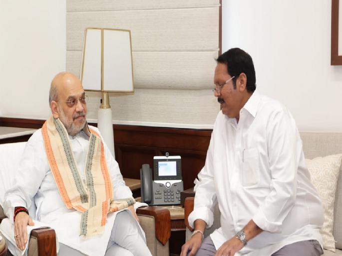 Remove those who insult Shivaji Maharaj impose MCOCA; MP Udayanraje bhosle demand to the Union Home Minister | शिवरायांचा अवमान करणाऱ्यांना टाडा, मकोका लावा; उदयनराजेंची केंद्रीय गृहमंत्र्यांकडे मागणी   Remove those who insult Shivaji Maharaj impose MCOCA; MP Udayanraje bhosle demand to the Union Home Minister | शिवरायांचा अवमान करणाऱ्यांना टाडा, मकोका लावा; उदयनराजेंची केंद्रीय गृहमंत्र्यांकडे मागणी