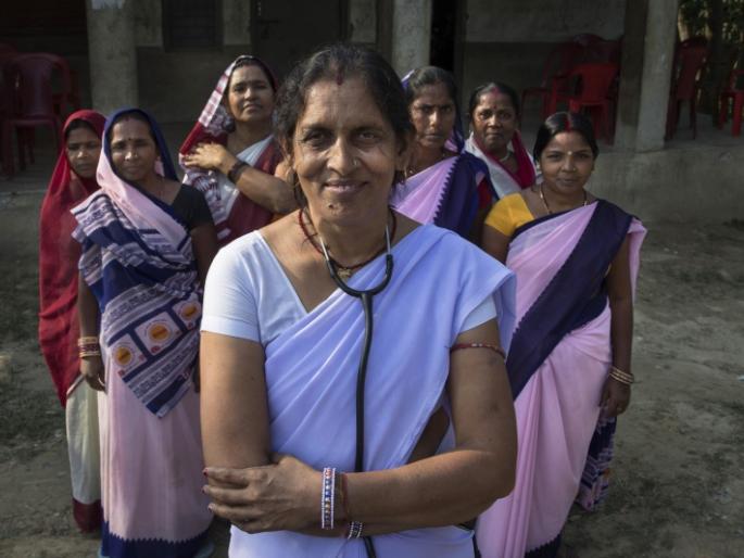 50 lakh insurance cover for every employee of the health department from the central government MMG | केंद्र सरकारकडून आरोग्य विभागातील प्रत्येक कर्मचाऱ्यास ५० लाखांचं विमा कवच 50 lakh insurance cover for every employee of the health department from the central government MMG | केंद्र सरकारकडून आरोग्य विभागातील प्रत्येक कर्मचाऱ्यास ५० लाखांचं विमा कवच