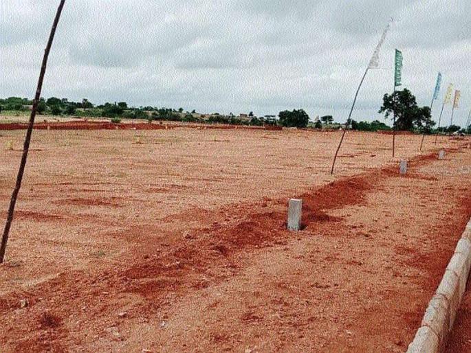 Government land kicked in, we didn't see | भूखंडाचे श्रीखंड : सरकारी जमीन लाटली, आम्ही नाही पाहिली Government land kicked in, we didn't see | भूखंडाचे श्रीखंड : सरकारी जमीन लाटली, आम्ही नाही पाहिली