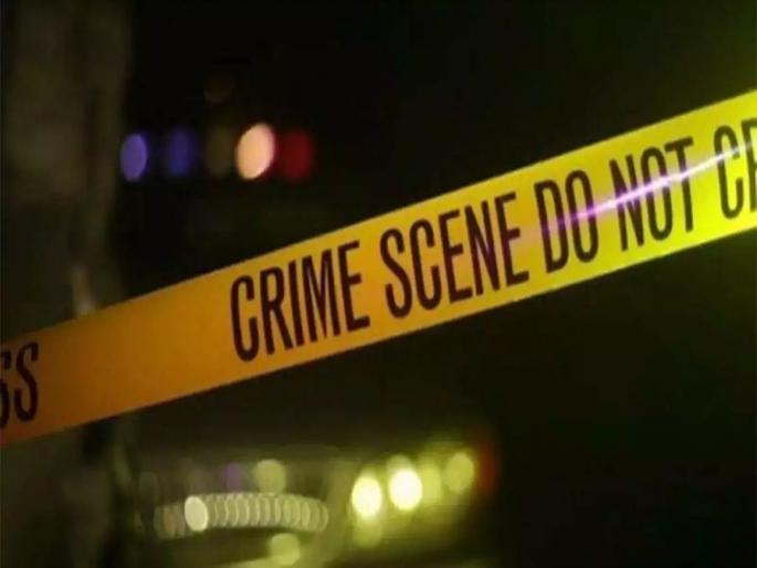 Minor and two youths killed SRA project supervisor in Worli | वरळीत एसआरए प्रकल्पाच्या अधिकाऱ्याची हत्या; साईटवर नेत तिघांनी भोकसले Minor and two youths killed SRA project supervisor in Worli | वरळीत एसआरए प्रकल्पाच्या अधिकाऱ्याची हत्या; साईटवर नेत तिघांनी भोकसले