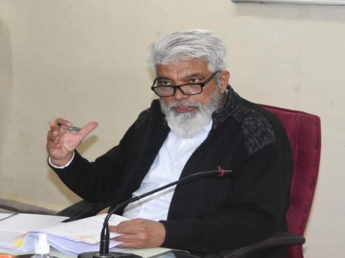 agricultural universities should take initiative and work for the upliftment of farmers dada Bhuse appeal | कृषी विद्यापीठांनी पुढाकार घेऊन शेतकऱ्यांच्या उन्नतीसाठी काम करावे; दादा भुसेंचे आवाहन agricultural universities should take initiative and work for the upliftment of farmers dada Bhuse appeal | कृषी विद्यापीठांनी पुढाकार घेऊन शेतकऱ्यांच्या उन्नतीसाठी काम करावे; दादा भुसेंचे आवाहन