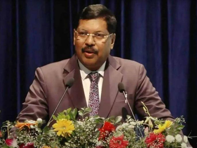 Maharashtra's son Justice Bhushan Gavai will be the 52nd Chief Justice of the country; will take oath on May 14 | Bhushan Gavai: महाराष्ट्राचे सुपुत्र न्या. भूषण गवई होणार देशाचे ५२ वे सरन्यायाधीश; १४ मे रोजी घेणार शपथ Maharashtra's son Justice Bhushan Gavai will be the 52nd Chief Justice of the country; will take oath on May 14 | Bhushan Gavai: महाराष्ट्राचे सुपुत्र न्या. भूषण गवई होणार देशाचे ५२ वे सरन्यायाधीश; १४ मे रोजी घेणार शपथ