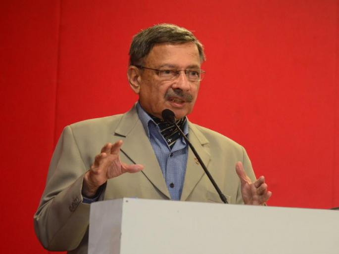 Positive vision to be created through the study of history : Bhushan Gokhale | इतिहासाच्या अभ्यासातून निर्माण व्हावी सकारात्मक दृष्टी : भूषण गोखले Positive vision to be created through the study of history : Bhushan Gokhale | इतिहासाच्या अभ्यासातून निर्माण व्हावी सकारात्मक दृष्टी : भूषण गोखले