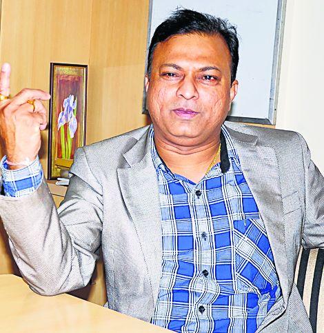 High Court: Table of charges against Avinash Bhute presented | हायकोर्ट : अविनाश भुते यांच्यावरील आरोपांचा तक्ता सादर High Court: Table of charges against Avinash Bhute presented | हायकोर्ट : अविनाश भुते यांच्यावरील आरोपांचा तक्ता सादर