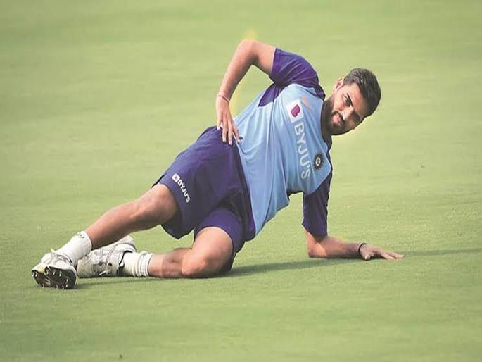 India vs West Indies : Shardul Thakur to replace Bhuvneshwar Kumar in Team India squad for the ODI series against West Indies  | India vs West Indies: वन डे मालिकेतून भुवनेश्वरची माघार; दुखापतीनं पुन्हा डोकं काढलं वर