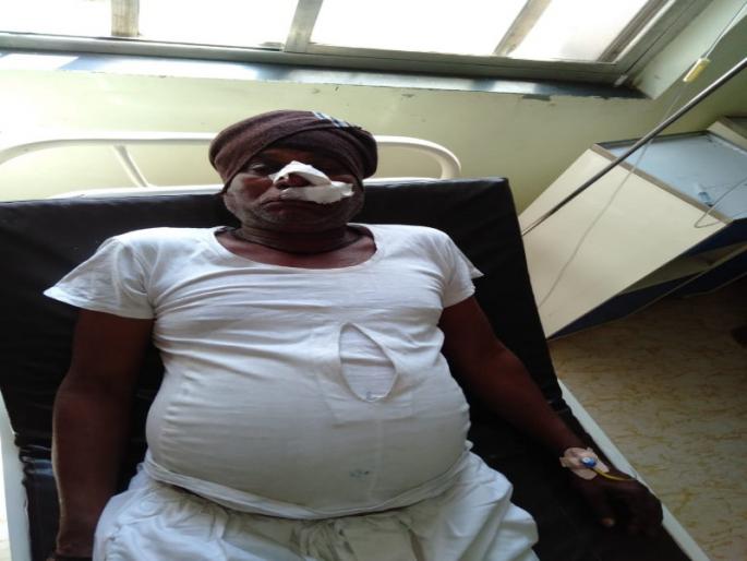 Leopard attack on temple priest in the Khadakwasla area | खडकवासला परिसरात मंदिरात झोपलेल्या पुजाऱ्यावर बिबट्याचा हल्ला Leopard attack on temple priest in the Khadakwasla area | खडकवासला परिसरात मंदिरात झोपलेल्या पुजाऱ्यावर बिबट्याचा हल्ला