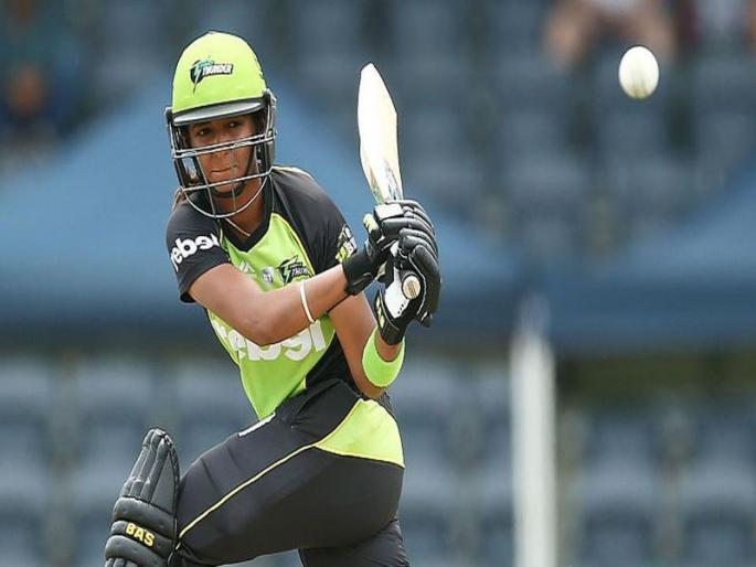 IPL 2018: One step ahead of BCCI for women's IPA; Exhibit match to be played before the Cliffere | IPL 2018 : महिलांच्या आयपीएलच्या दृष्टीने बीसीसीआयचे एक पाऊल पुढे; क्लालिफायरपूर्वी खेळवणार प्रदर्शनीय सामना