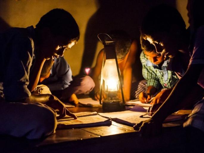 What about online education for students in tribal areas where there is no electricity, no network? | जिथे वीज नाही, नेटवर्क नाही त्या आदिवासी भागातील विद्यार्थ्यांच्या ऑनलाईन शिक्षणाचे काय?
