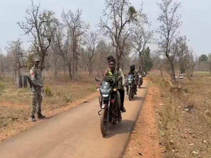 Female Naxalite Renuka with bounty of Rs 25 lakh killed in Dantewada rifle and ammunition recovered | २५ लाखांचे बक्षीस असलेली महिला नक्षलवादी ठार; रायफल आणि दारूगोळा जप्त Female Naxalite Renuka with bounty of Rs 25 lakh killed in Dantewada rifle and ammunition recovered | २५ लाखांचे बक्षीस असलेली महिला नक्षलवादी ठार; रायफल आणि दारूगोळा जप्त