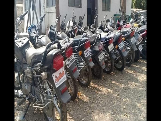 13 Bike Grip: Two-wheeled theft from minors to spend on girlfriends | १३ दुचाकी हस्तगत : मैत्रिणींवर खर्च करण्यासाठी अल्पवयीन मुलांकडून दुचाकी चोरी