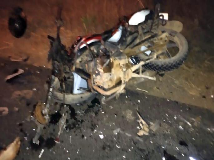 injured farmer died as unknown vehicle hits his bike on saoner-katol route | अज्ञात वाहनाची दुचाकीला जबर धडक; जखमी शेतकऱ्याचा मृत्यू injured farmer died as unknown vehicle hits his bike on saoner-katol route | अज्ञात वाहनाची दुचाकीला जबर धडक; जखमी शेतकऱ्याचा मृत्यू