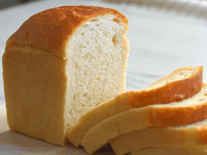 For 10 years, the boy has been eating only bread and curd | १० वर्षांपासून मुलगा फक्त ब्रेड- दहीच खातो For 10 years, the boy has been eating only bread and curd | १० वर्षांपासून मुलगा फक्त ब्रेड- दहीच खातो