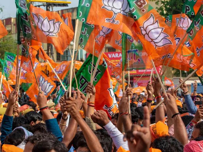 In Ulhasnagar, the BJP offered to join the party only in the retirement program of Assistant Commissioner of Police | उल्हासनगरात सहायक पोलीस आयुक्तांच्या सेवानिवृत्त कार्यक्रमातच भाजपकडून पक्ष प्रवेशाची ऑफर In Ulhasnagar, the BJP offered to join the party only in the retirement program of Assistant Commissioner of Police | उल्हासनगरात सहायक पोलीस आयुक्तांच्या सेवानिवृत्त कार्यक्रमातच भाजपकडून पक्ष प्रवेशाची ऑफर