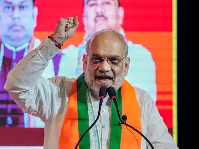 Adhering to Amit Shah's Chanakyan policy in Nagpur, BJP vandalized the Maha Vikas Aghadi booth. | नागपुरात अमित शाहांच्या चाणक्यनितीचे पालन, भाजपकडून महाविकासआघाडीच्या बूथवर फोडाफोडी सुरू Adhering to Amit Shah's Chanakyan policy in Nagpur, BJP vandalized the Maha Vikas Aghadi booth. | नागपुरात अमित शाहांच्या चाणक्यनितीचे पालन, भाजपकडून महाविकासआघाडीच्या बूथवर फोडाफोडी सुरू