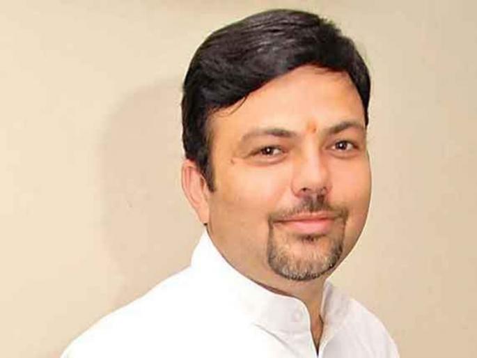 Ashish Deshmukh demands seperate vidarbha State | विदर्भ राज्याची निर्मिती करा, गळ्यातील हड्डी निसटल्याने सरकारने संधीचे सोने करावे - आशिष देशमुख Ashish Deshmukh demands seperate vidarbha State | विदर्भ राज्याची निर्मिती करा, गळ्यातील हड्डी निसटल्याने सरकारने संधीचे सोने करावे - आशिष देशमुख