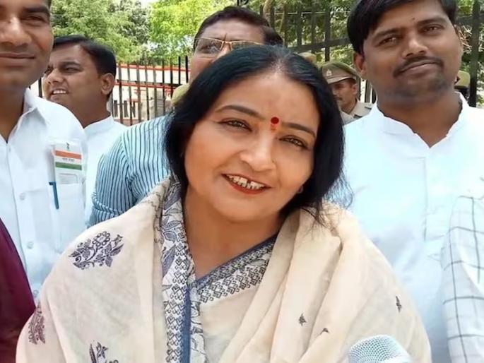 Uttar Pradesh Lok Sabha Election 2024: BJP candidate was challenged by his wife, will contest independent election, in Etawah constituency husband will fight against wife | भाजपा उमेदवाराला पत्नीने दिले आव्हान, अपक्ष निवडणूक लढवणार, या मतदारसंघात पती विरुद्ध पत्नी लढत रंगणार  Uttar Pradesh Lok Sabha Election 2024: BJP candidate was challenged by his wife, will contest independent election, in Etawah constituency husband will fight against wife | भाजपा उमेदवाराला पत्नीने दिले आव्हान, अपक्ष निवडणूक लढवणार, या मतदारसंघात पती विरुद्ध पत्नी लढत रंगणार