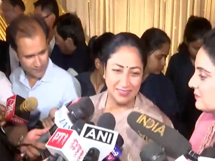 Delhi Chief Minister Rekha Gupta and other top BJP leaders attend Iftar party, says... | दिल्लीच्या मुख्यमंत्र्यांसह भाजपाच्या बड्या नेत्यांची इफ्तार पार्टीला हजेरी, म्हणाल्या....