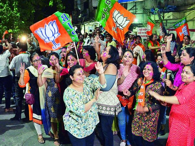 Jallosh about BJP's victory in Nagpur | नागपुरात भाजपाकडून विजयाचा जल्लोष