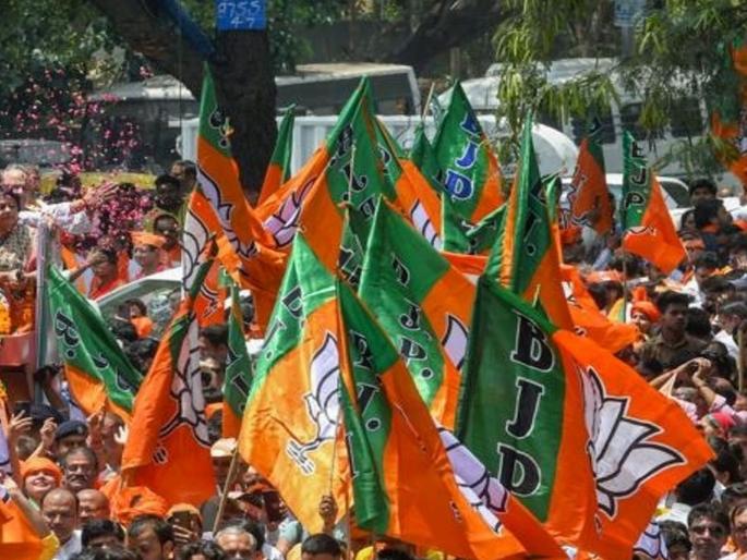 BJP leaders take a stand for a grand alliance, but Nagpur MLAs say they will fight on their own | भाजप नेत्यांकडून महायुतीची भूमिका, पण नागपtरचे आमदार म्हणतात स्वबळावर लढा BJP leaders take a stand for a grand alliance, but Nagpur MLAs say they will fight on their own | भाजप नेत्यांकडून महायुतीची भूमिका, पण नागपtरचे आमदार म्हणतात स्वबळावर लढा